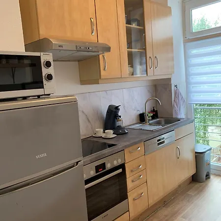 Helle Freude! Modern In Location *